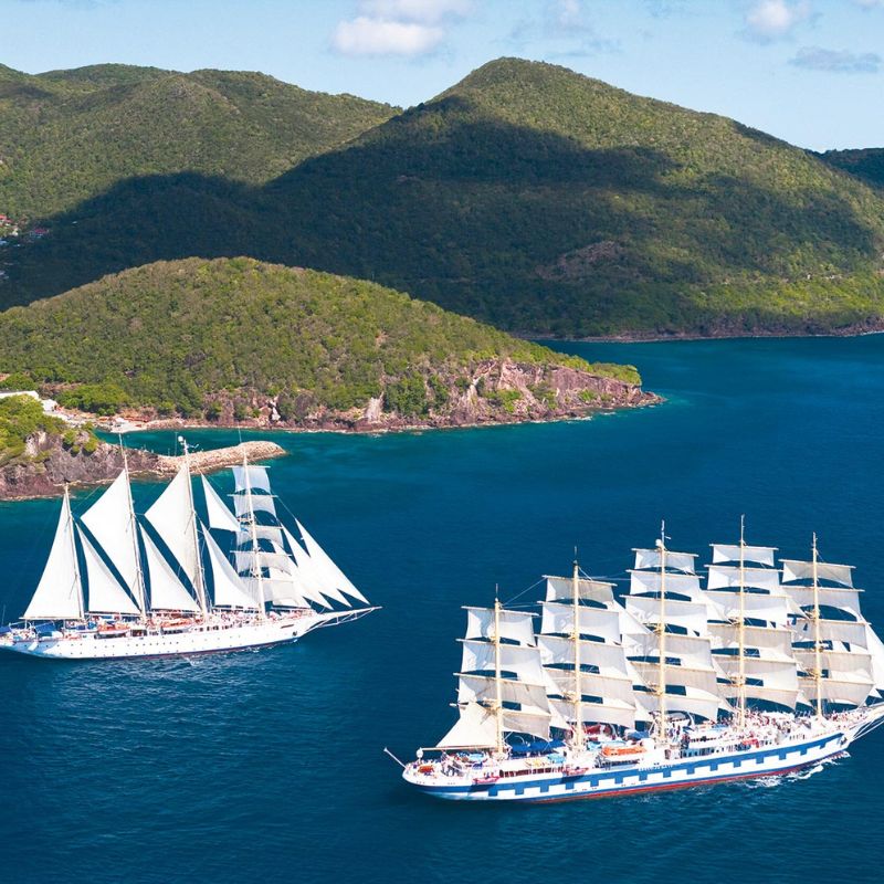 Star Flyer meets Royal Clipper South of Iles des Saintes and the two ships sail together.