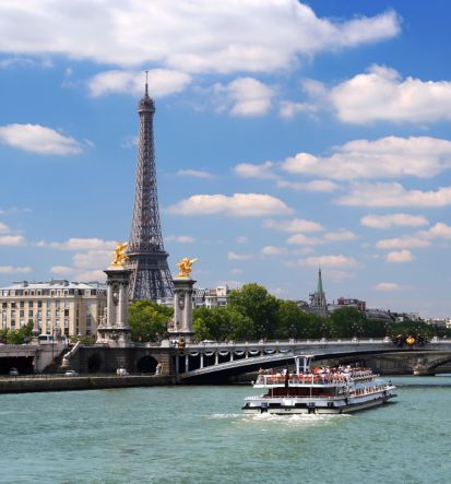 During your Red Orchid Paris in the Springtime, you will experience a delicious menu of culturally immersive experiences, an Avalon Active and Discovery cruise on the Seine serves up joie de vivre at every port.