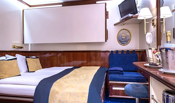 Interior of the Star Clipper Cat 5 cabin