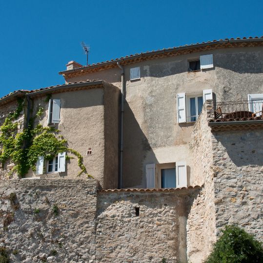 The coach leaves Sanary and reach Le Castellet, a typical medieval Provencal hilltop village with a history spanning over 2000 years. The village was restored on the 1920s and you will see well-preserved ramparts, a twelfth-century church and an eleventh-century castle.