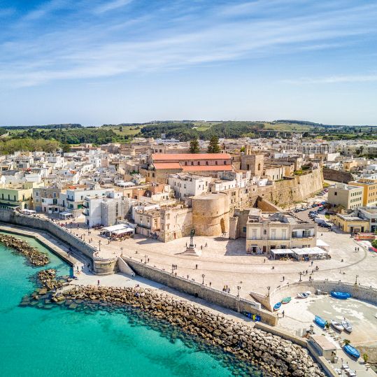 Today, visit the picturesque village of Otranto and enjoy its characteristic winding lanes and hidden cafés. Take your time for a relaxing lunch along the sea and enjoy your time at leisure in one of the pearls of Salento.